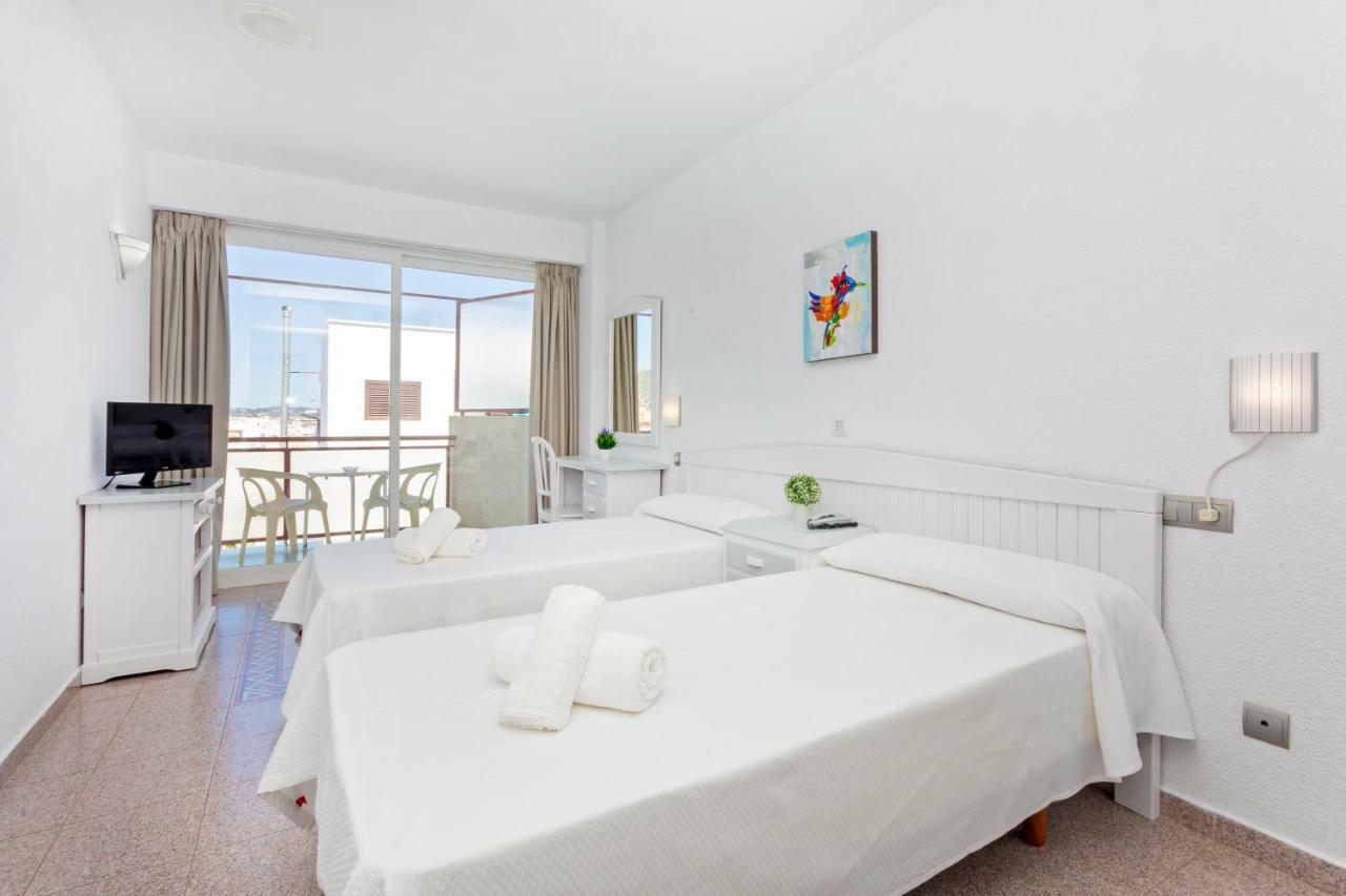 Twin Room Terrace